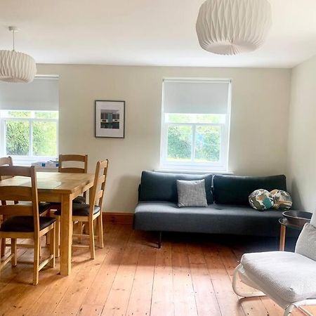 Delightful Ely House Bright And Warm With Cathedral Viewアパートメント エクステリア 写真